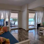 Kalamitsa Beachfront Escape Apartamento Kavala