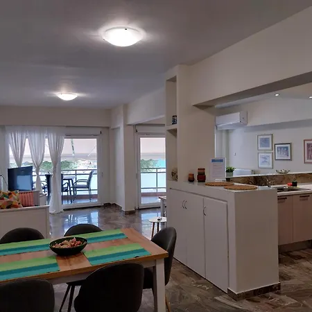 Apartamento Kalamitsa Beachfront Escape