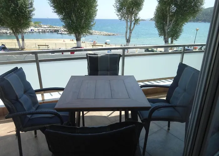 Apartament Kalamitsa Beachfront Escape