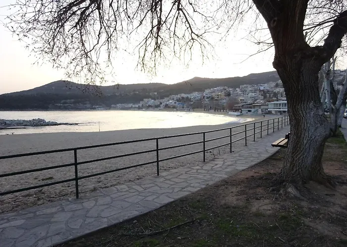 Kalamitsa Beachfront Escape * Kavala