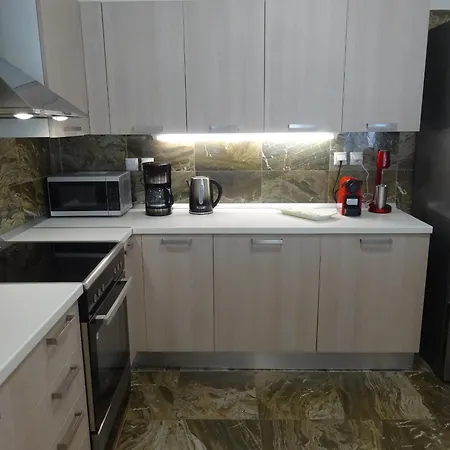 Kalamitsa Beachfront Escape *