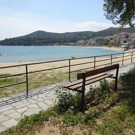 Kalamitsa Beachfront Escape * Kavala