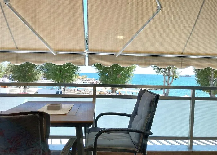 Kalamitsa Beachfront Escape * Kawala